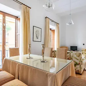 Komodo Sierpes: Bright & Classy Apartamento